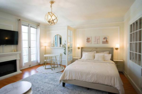 Chambre de Bonne in Downtown Long Beach